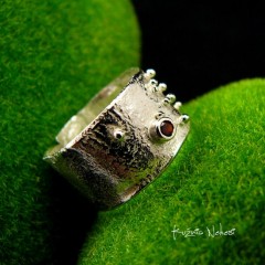 Pierścień – Gaia – Srebro Granat 