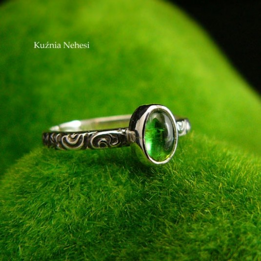 Pierścień ze Srebra - Elfik z Turmalinem Zielonym zwanym Verdelit